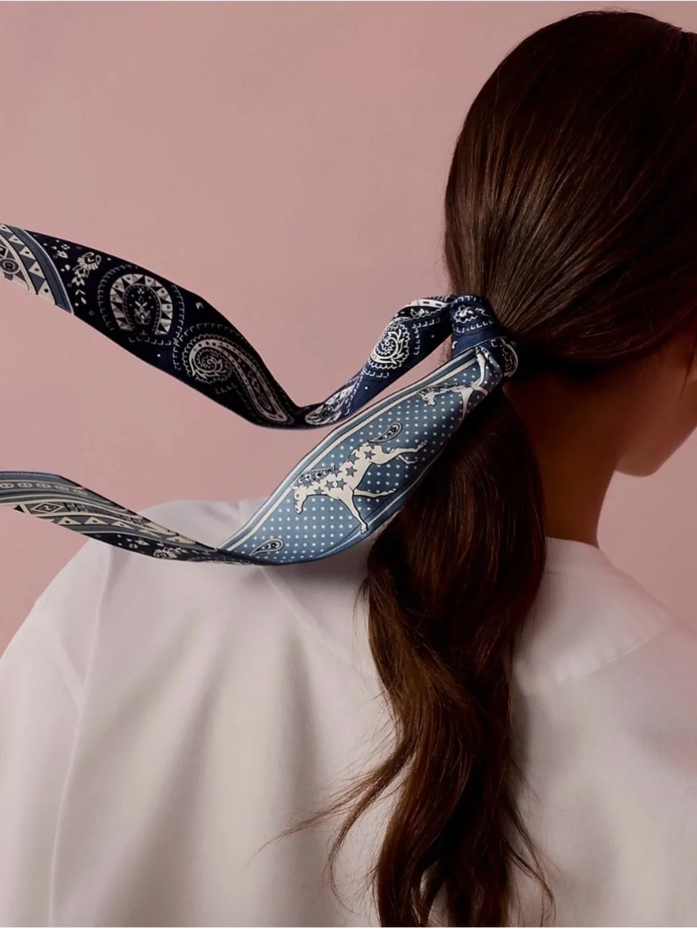 Hermes Cheval de Coeur Bandana Twilly